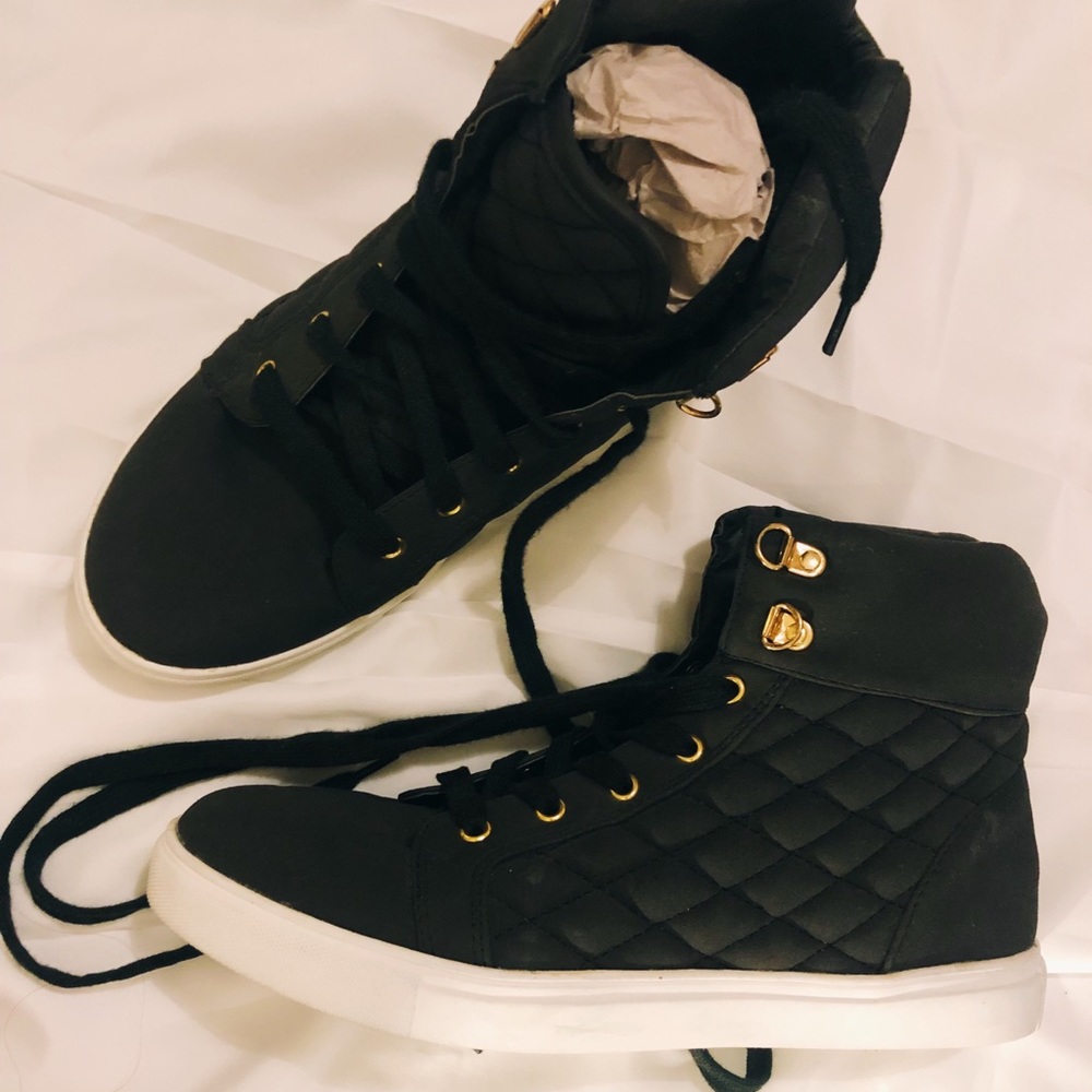 Black & Gold -High Tops - Picture 2 of 3
